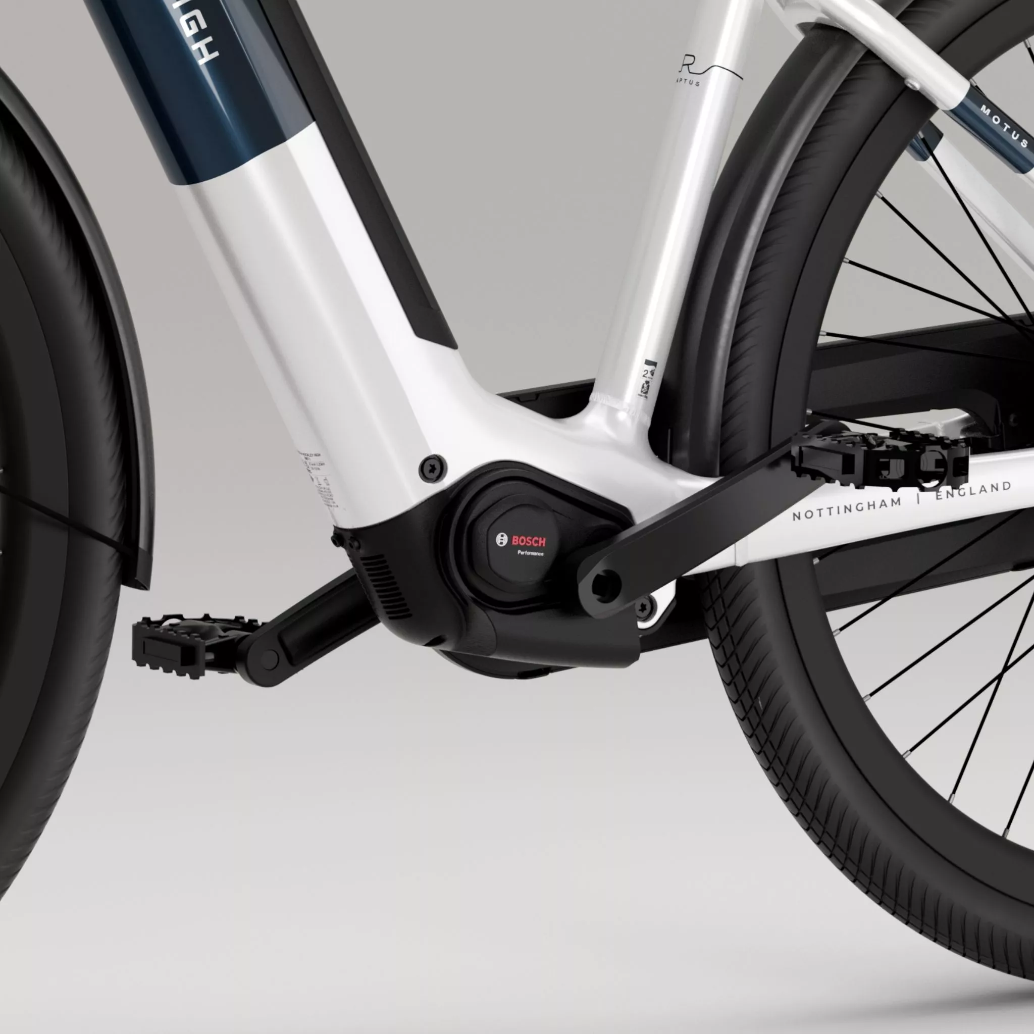 RALEIGH MOTUS Model - BOSCH MOTOR / Hub Gears - Image 2